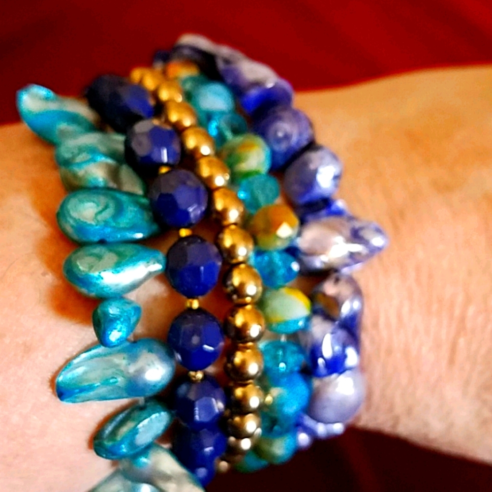 Beads n shells bracelet